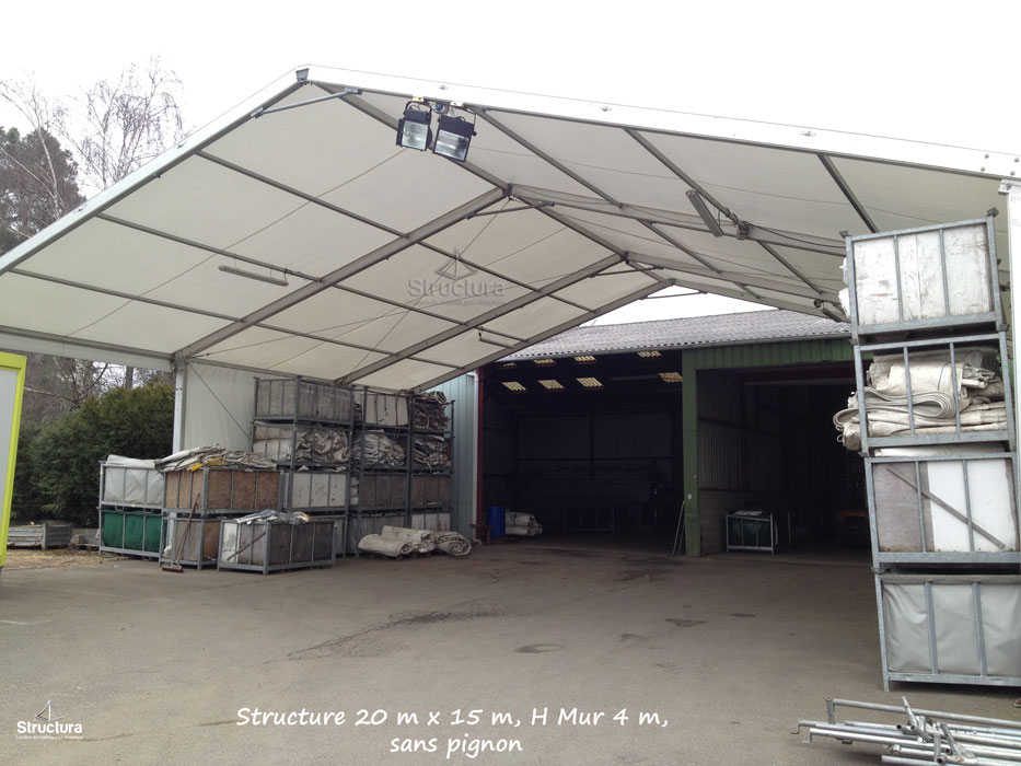 ➡️ Montage rapide d’un auvent modulaire pour entrepôt logistique