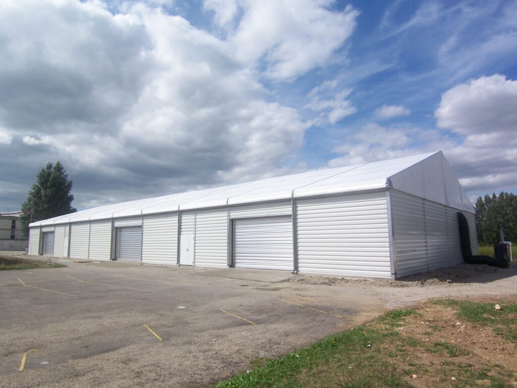 Bâtiment isolé pour stockage industriel et logistique